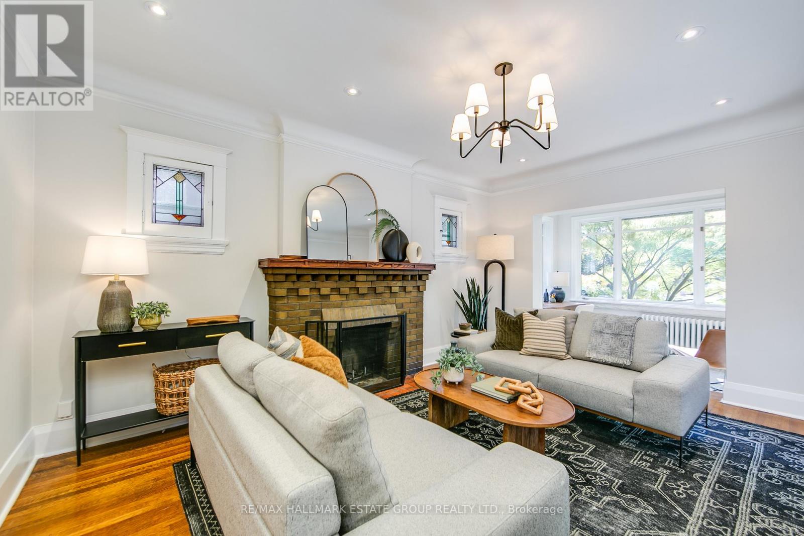 58 Chester Hill Road, Toronto, Ontario  M4K 1X3 - Photo 9 - E12463254