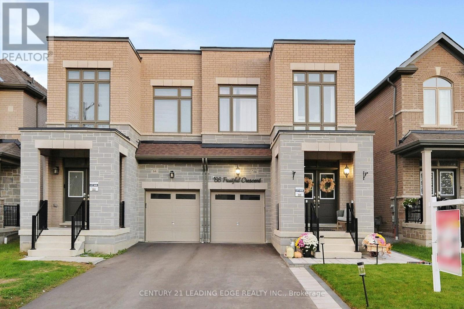 66 Fruitful Crescent, Whitby, Ontario  L1P 0N3 - Photo 2 - E12463261