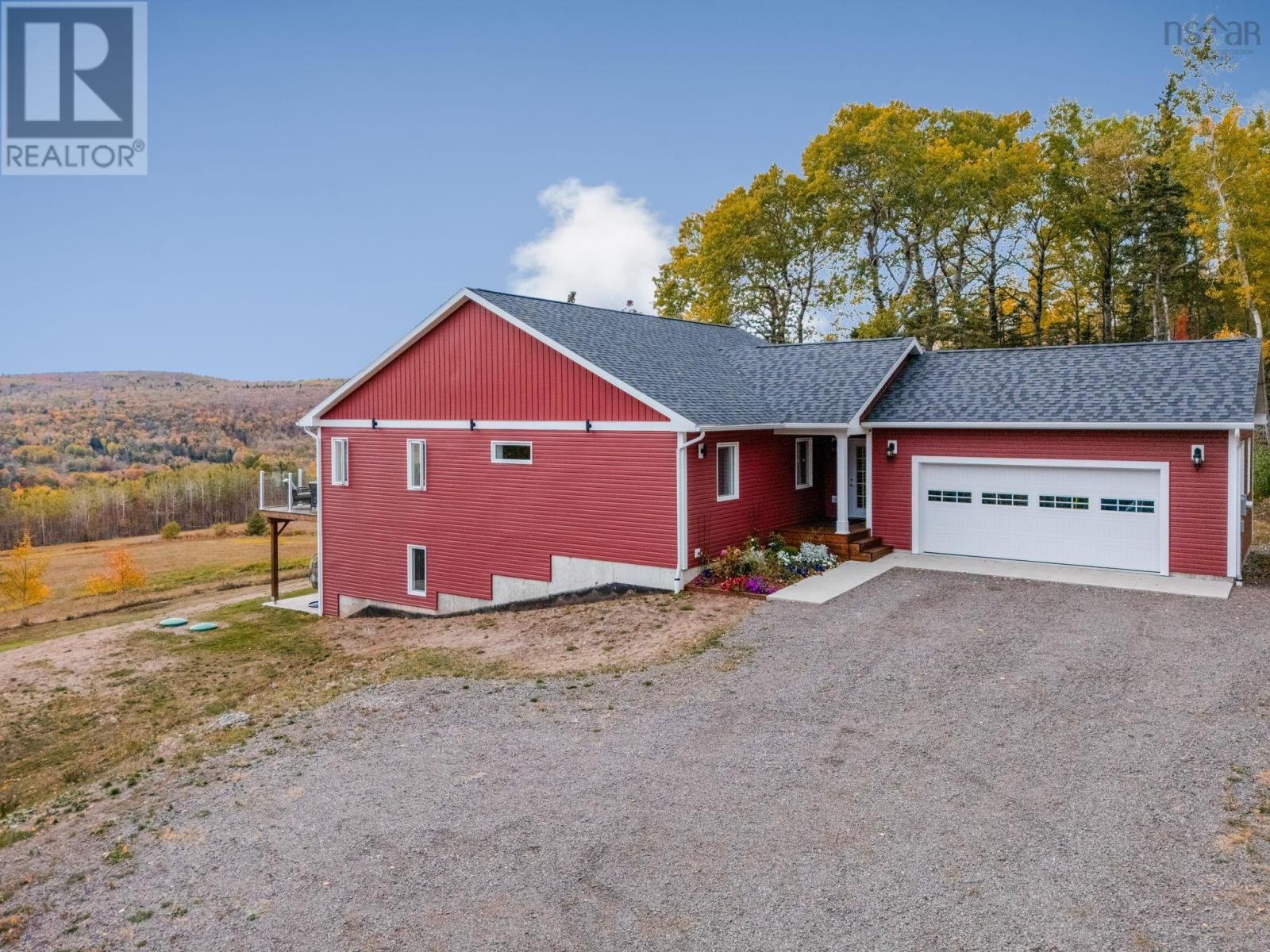 353 Ben Phinney Road, Melvern Square, Nova Scotia  B0P 1W0 - Photo 2 - 202525767