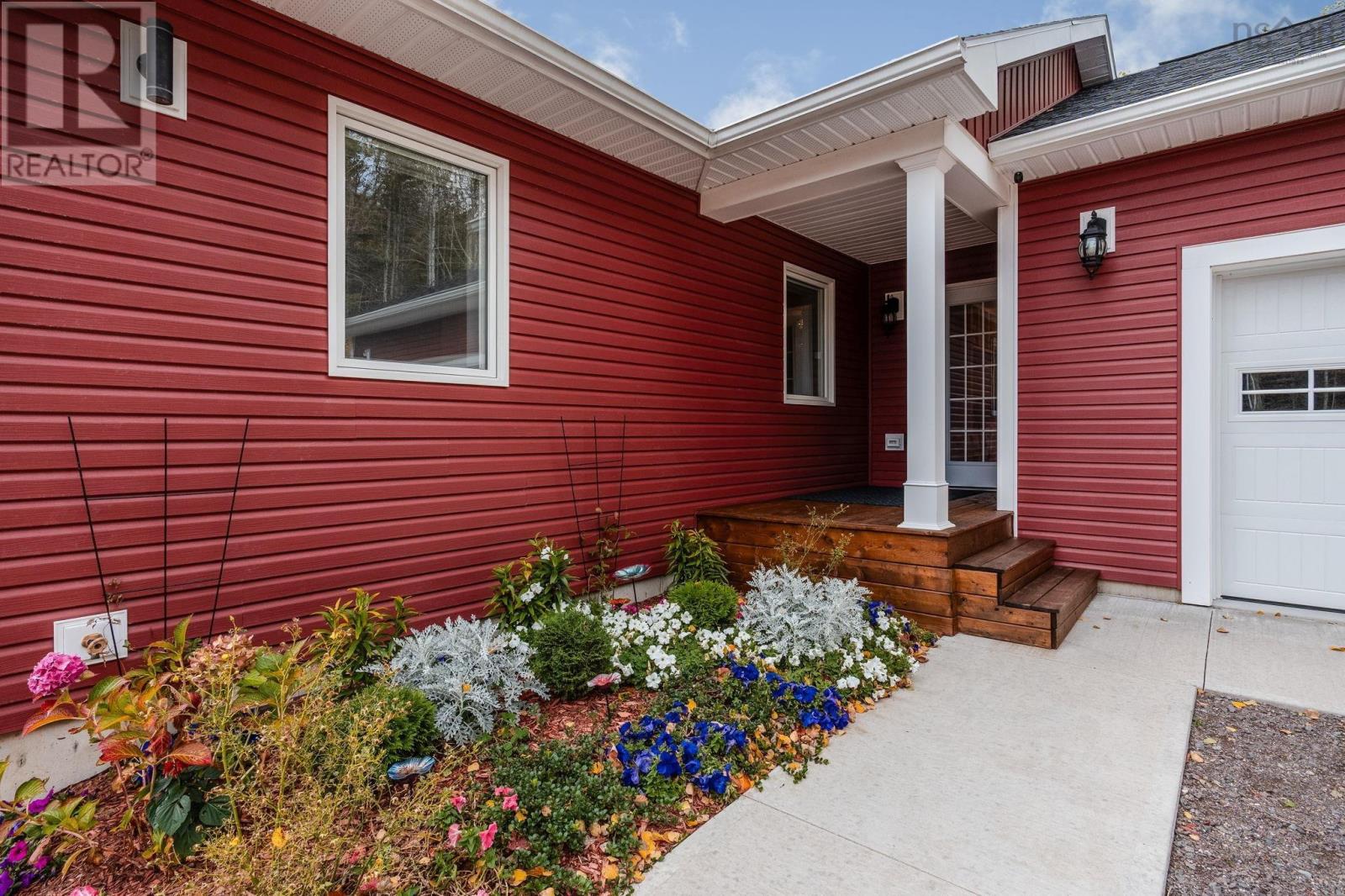 353 Ben Phinney Road, Melvern Square, Nova Scotia  B0P 1W0 - Photo 4 - 202525767