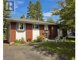 134 Hinton Ave, Thunder Bay, Ontario