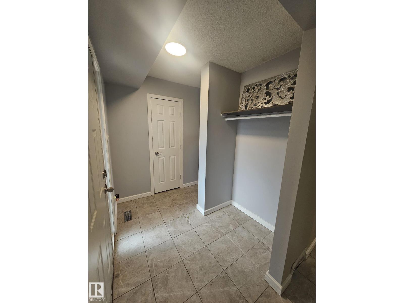 6010 Mill Woods Rd S Nw, Edmonton, Alberta  T6L 1N5 - Photo 3 - E4462137