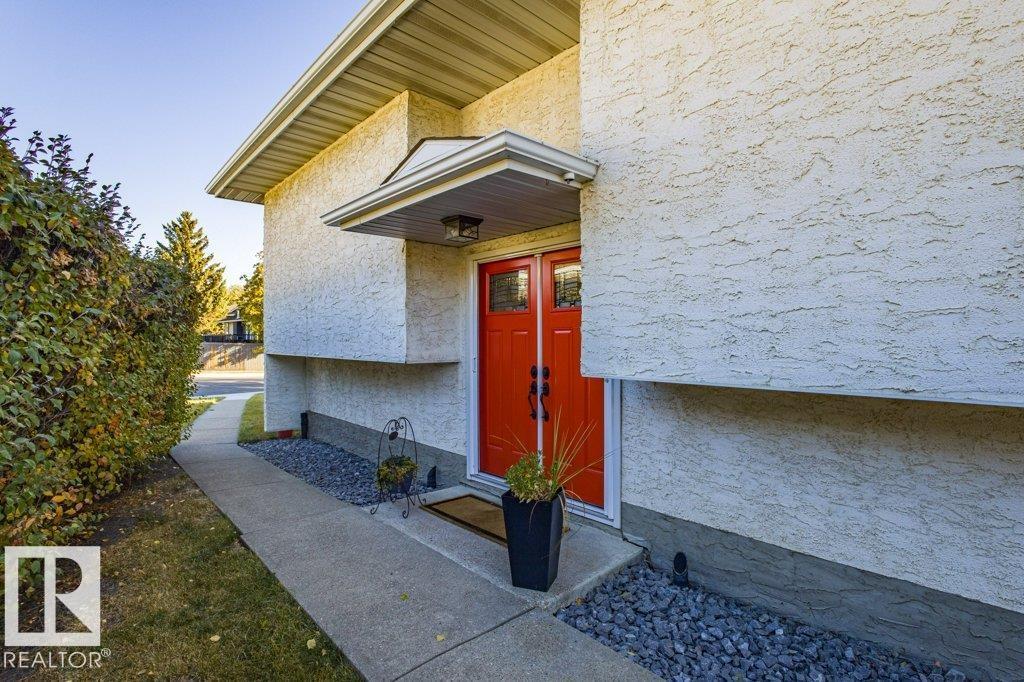 10719 173 Av Nw, Edmonton, Alberta  T5X 3J1 - Photo 2 - E4462138