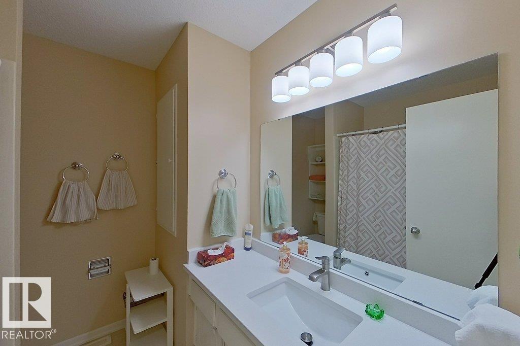 10719 173 Av Nw, Edmonton, Alberta  T5X 3J1 - Photo 23 - E4462138