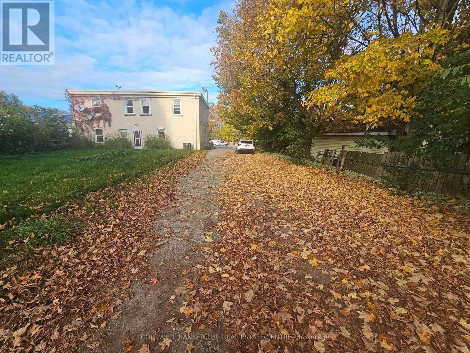 4570 Penetanguishene Road, Springwater, Ontario  L0L 1V0 - Photo 6 - S12094014