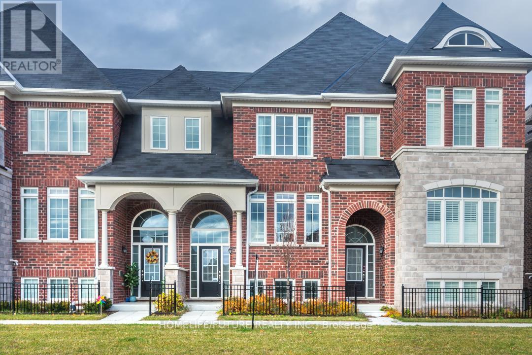 15 SHARBOT LANE, Markham, Ontario
