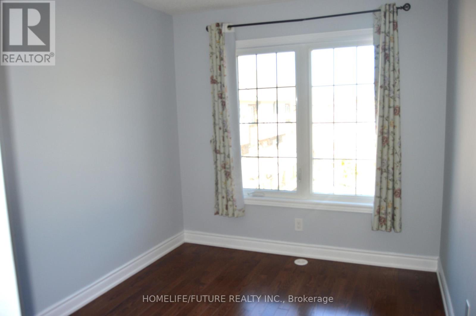 15 Sharbot Lane, Markham, Ontario  L6E 0S7 - Photo 12 - N12463139