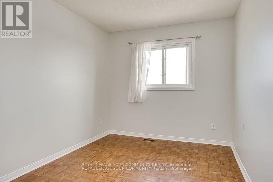 138 Melville Avenue, Vaughan, Ontario  L6A 1Y9 - Photo 15 - N12463148