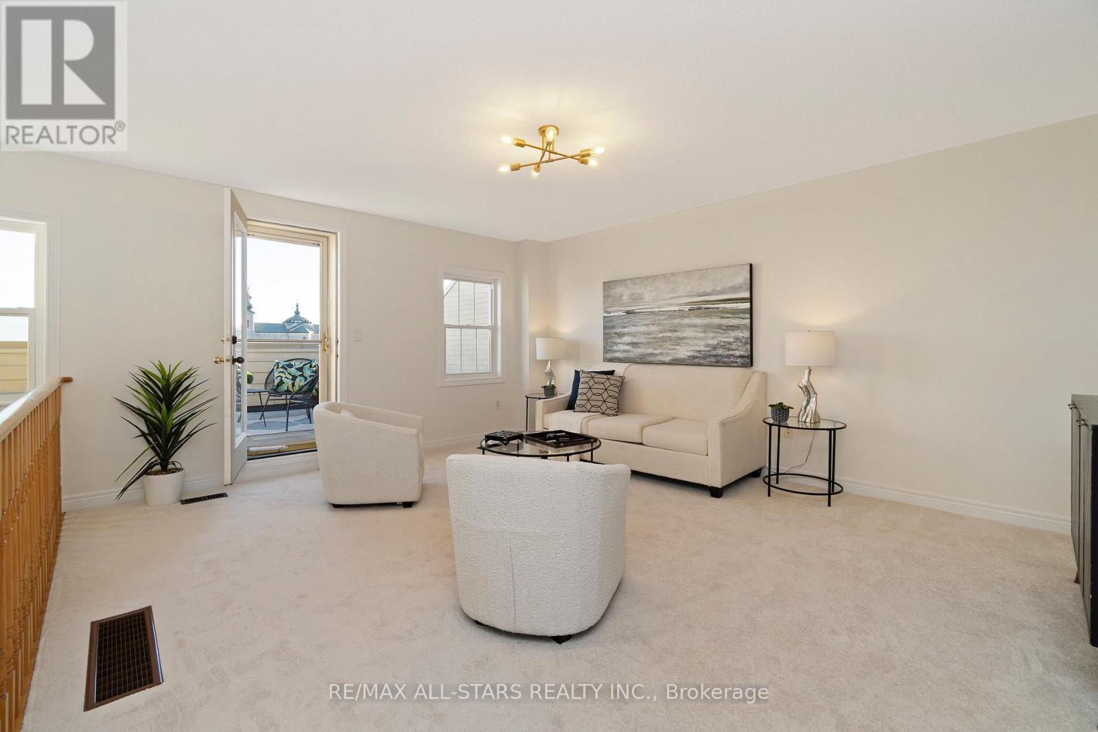 40 Betty Roman Boulevard, Markham, Ontario  L6C 0A5 - Photo 37 - N12463149