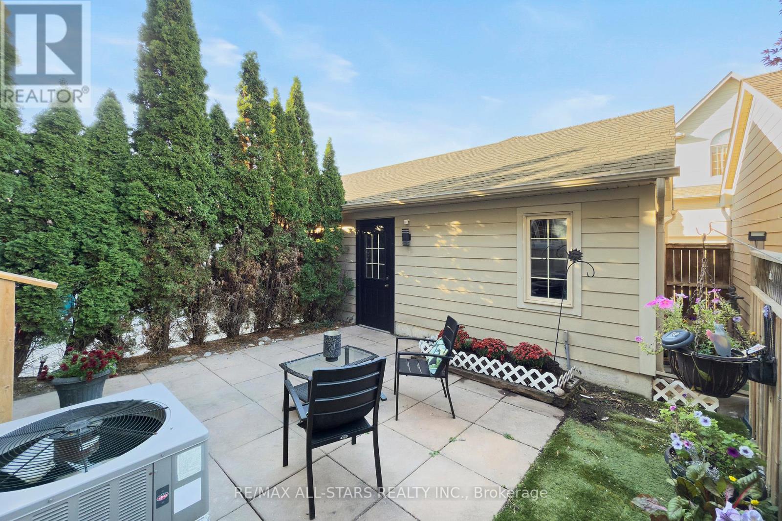 40 Betty Roman Boulevard, Markham, Ontario  L6C 0A5 - Photo 45 - N12463149