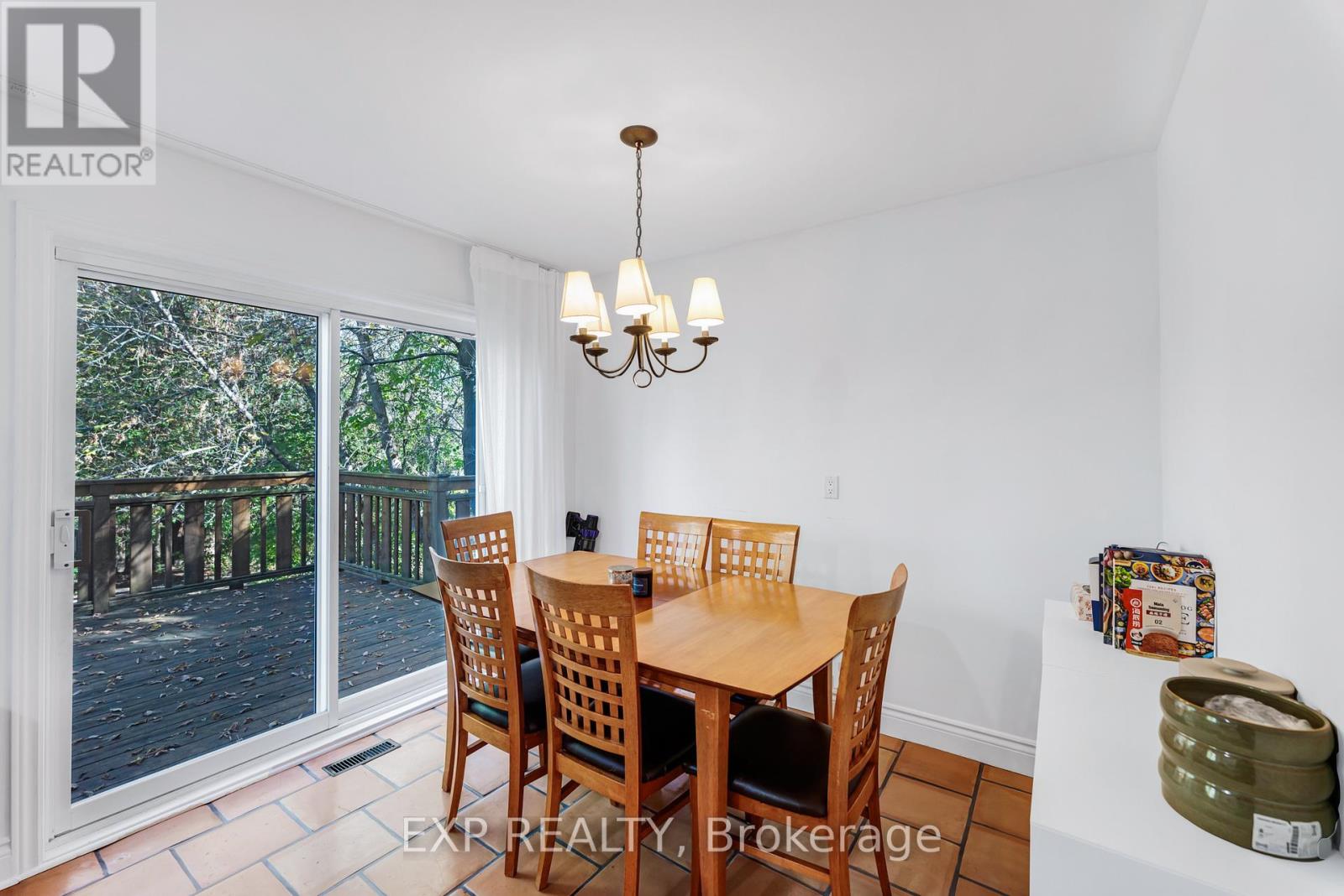 681 Elgin Street, Newmarket, Ontario  L3Y 3B5 - Photo 15 - N12463169