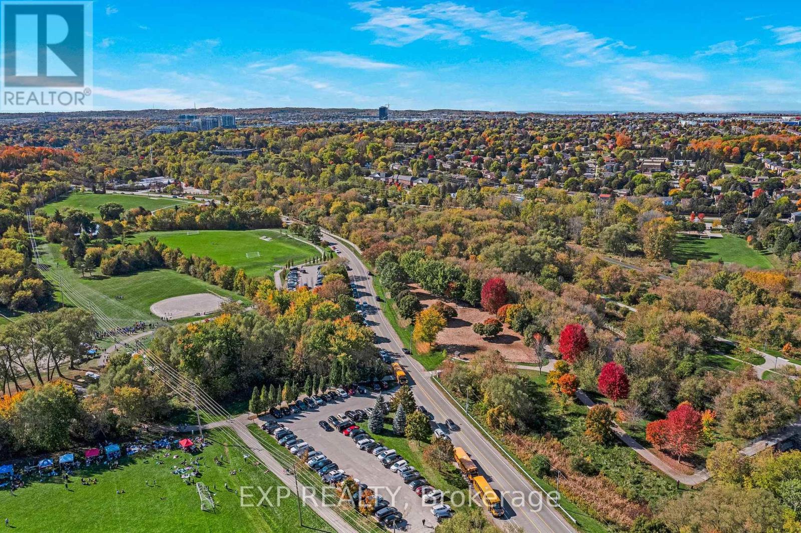681 Elgin Street, Newmarket, Ontario  L3Y 3B5 - Photo 47 - N12463169