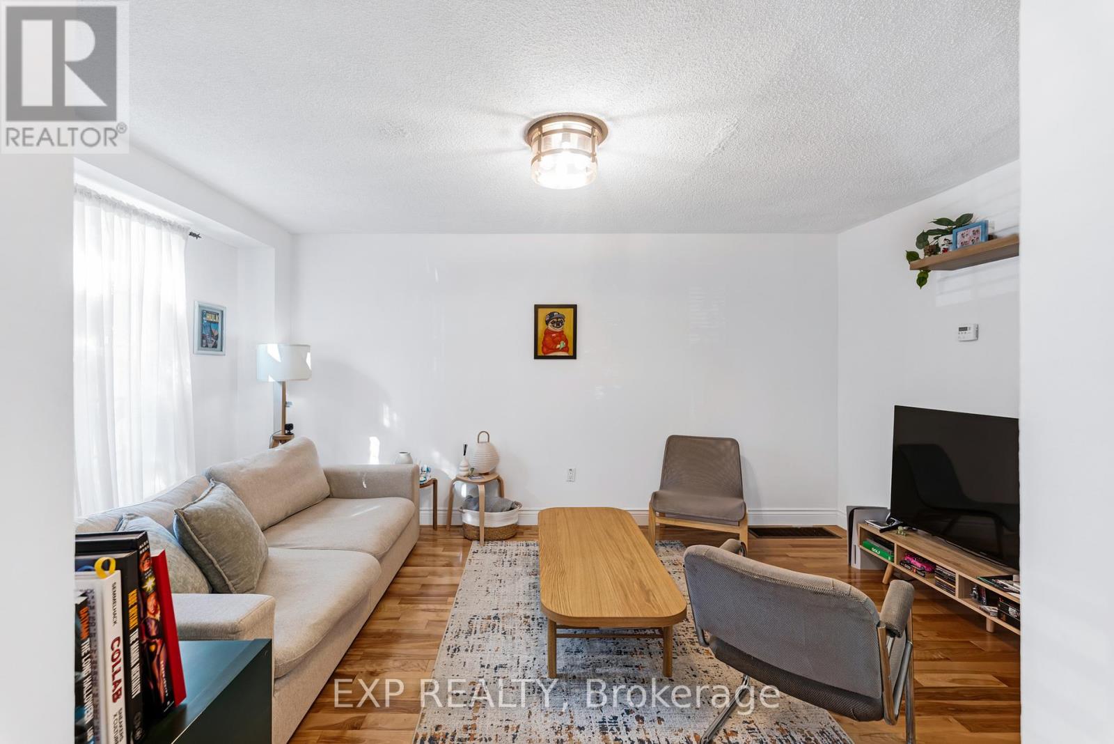 681 Elgin Street, Newmarket, Ontario  L3Y 3B5 - Photo 6 - N12463169