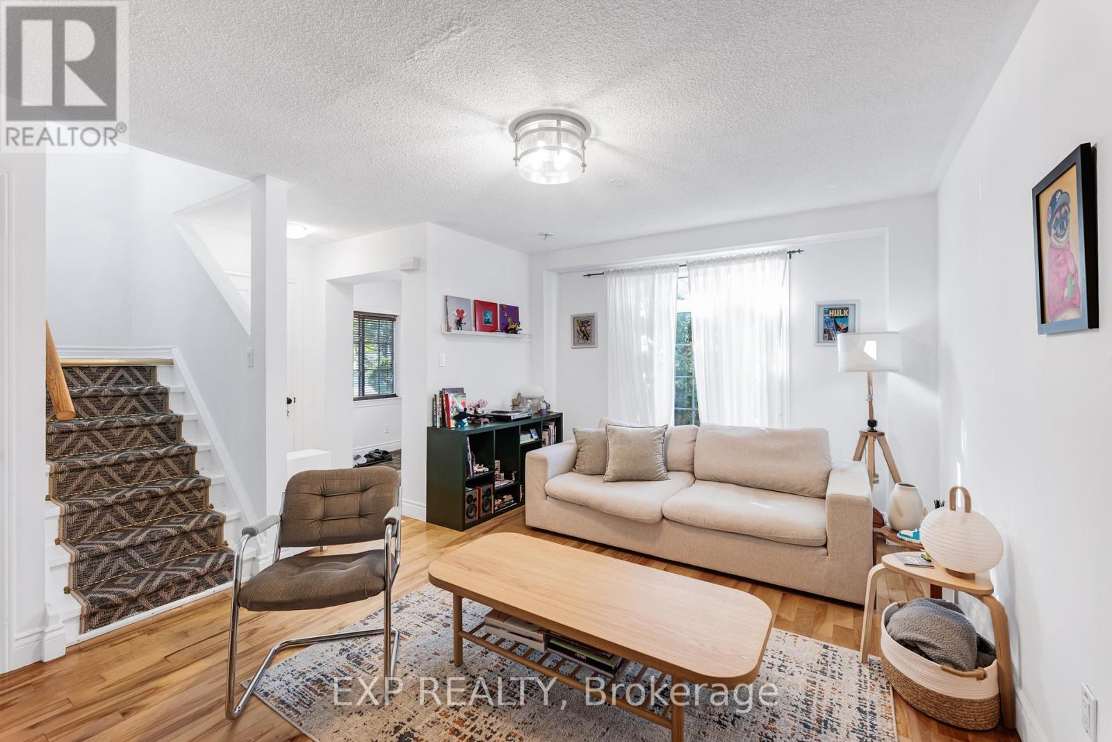 681 Elgin Street, Newmarket, Ontario  L3Y 3B5 - Photo 7 - N12463169