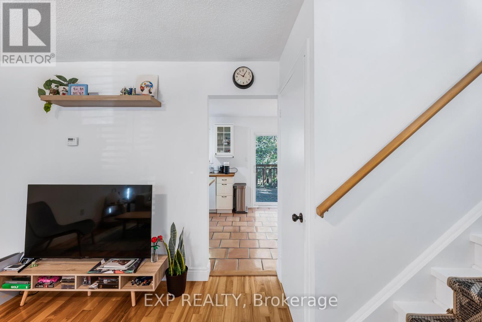 681 Elgin Street, Newmarket, Ontario  L3Y 3B5 - Photo 9 - N12463169