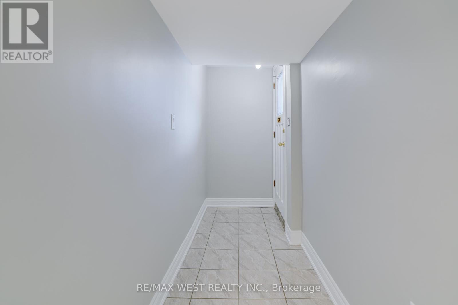 101 Tall Grass Trail, Vaughan, Ontario  L4L 3J3 - Photo 32 - N12463171