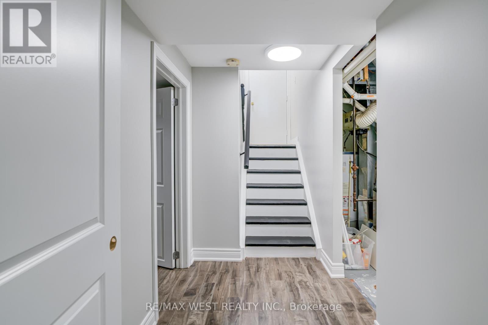 101 Tall Grass Trail, Vaughan, Ontario  L4L 3J3 - Photo 33 - N12463171