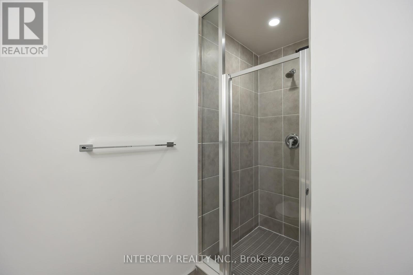 802 - 10 Rouge Valley Drive, Markham, Ontario  L6G 0G9 - Photo 15 - N12463199
