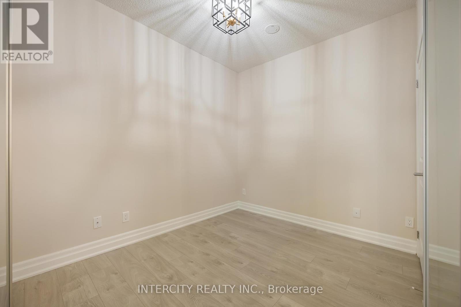 802 - 10 Rouge Valley Drive, Markham, Ontario  L6G 0G9 - Photo 17 - N12463199