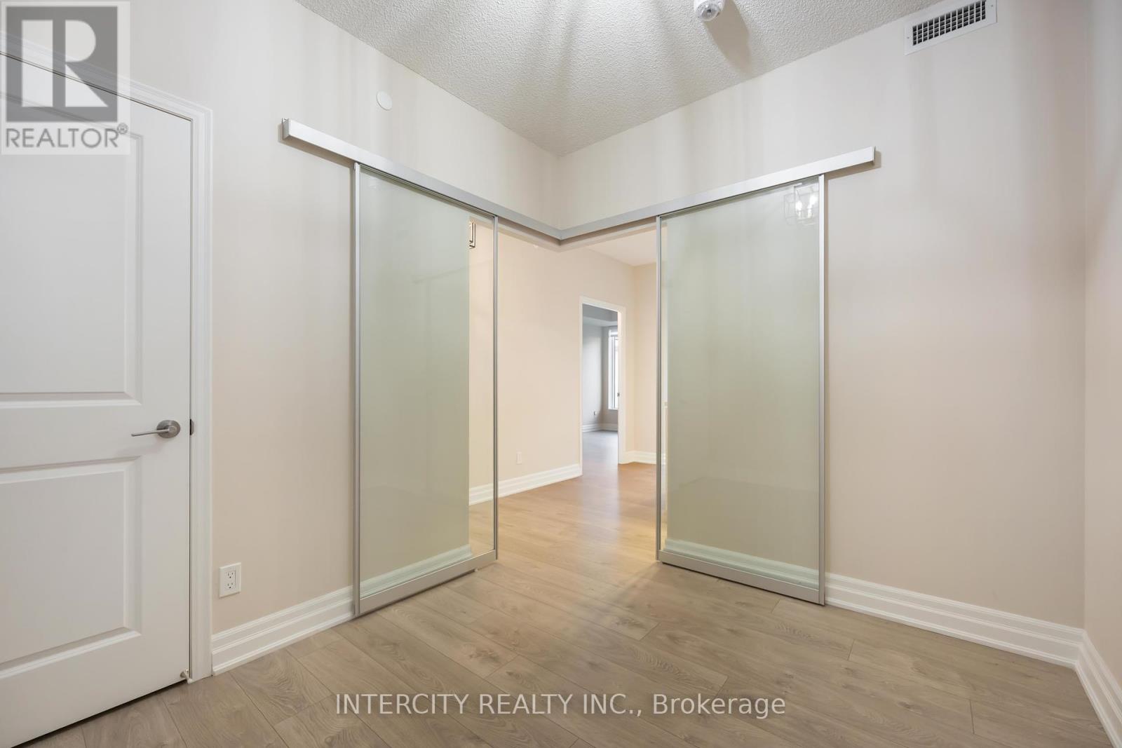 802 - 10 Rouge Valley Drive, Markham, Ontario  L6G 0G9 - Photo 18 - N12463199