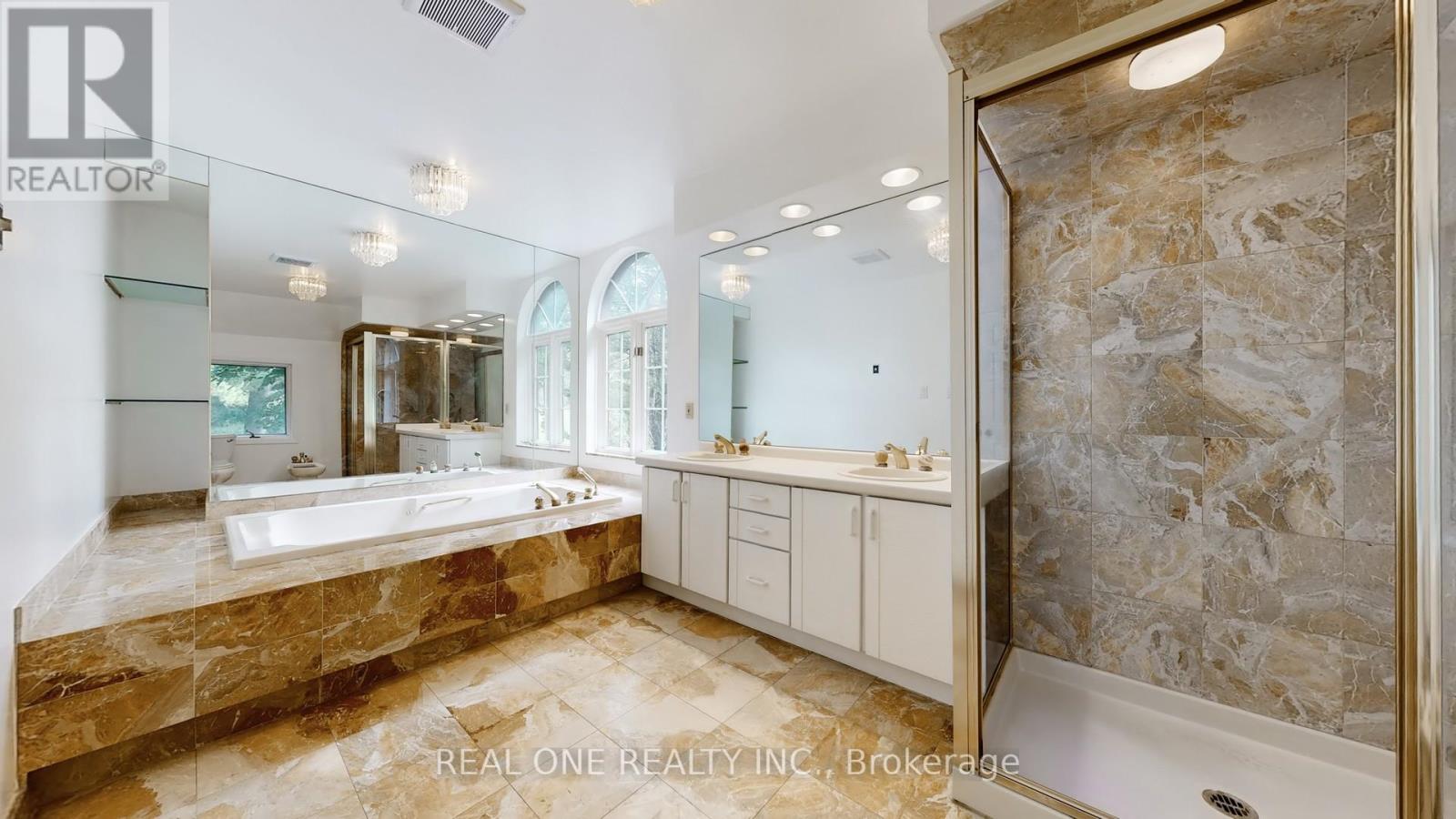 465 Woodland Acres Crescent, Vaughan, Ontario  L6A 1G2 - Photo 25 - N12463224