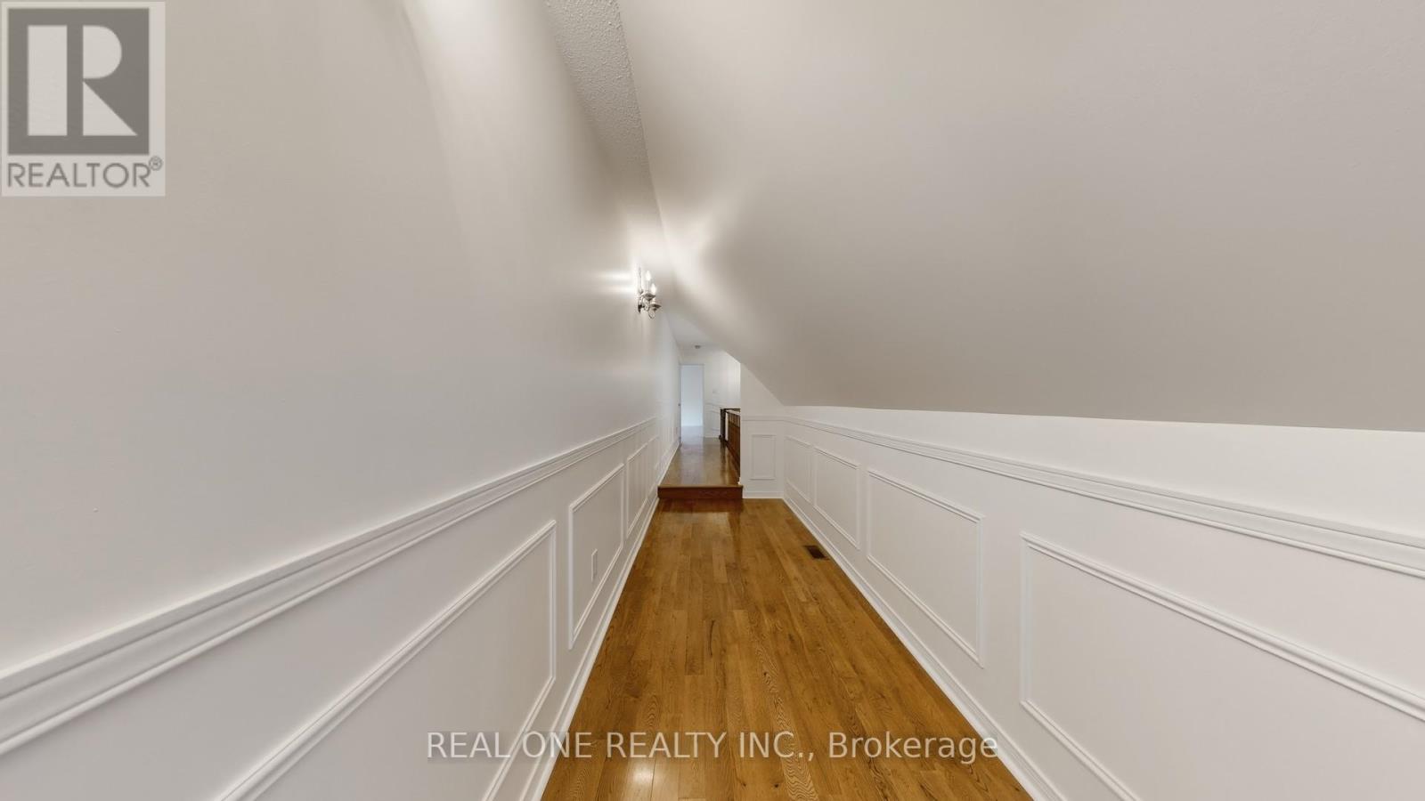 465 Woodland Acres Crescent, Vaughan, Ontario  L6A 1G2 - Photo 29 - N12463224