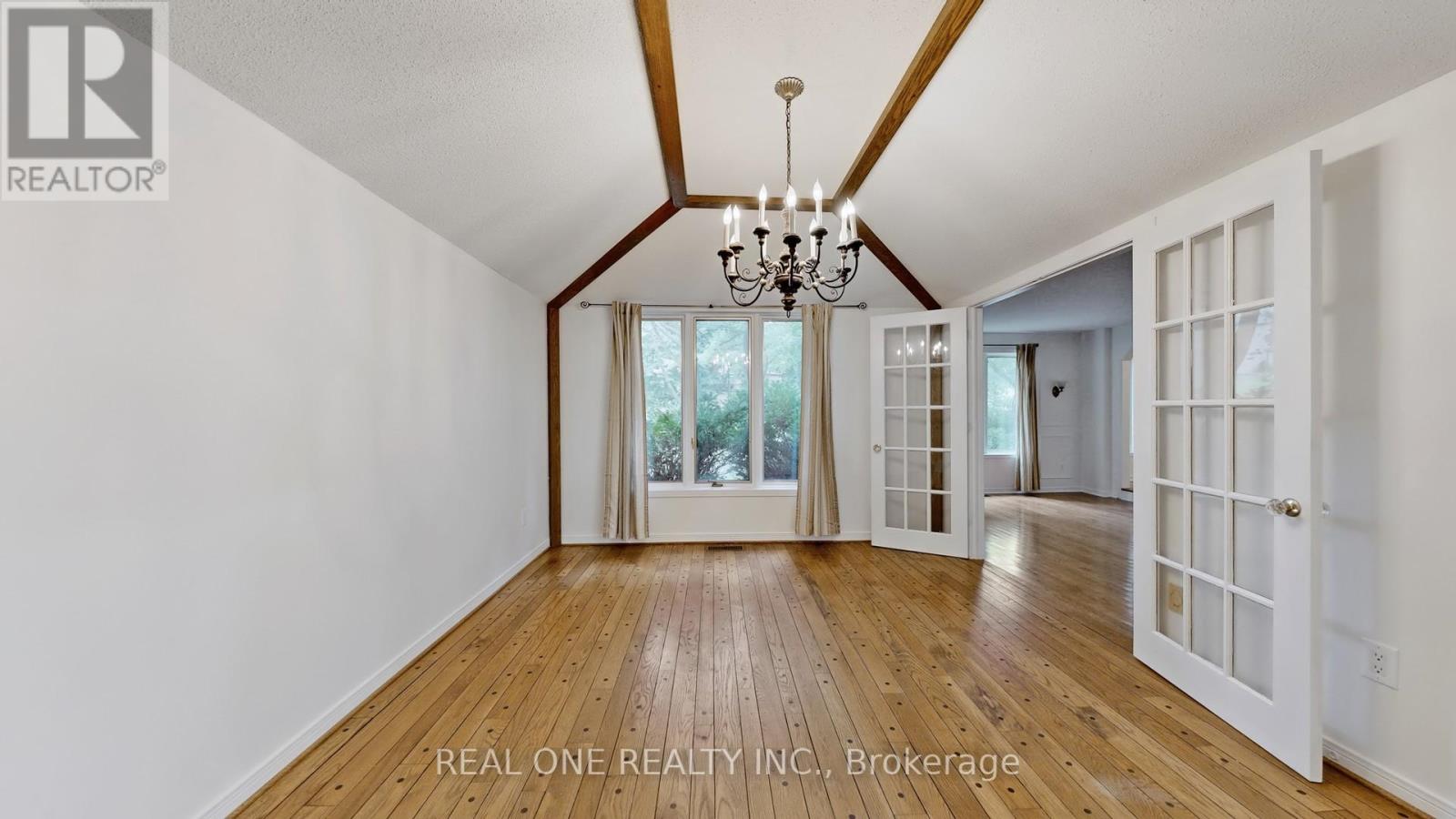 465 Woodland Acres Crescent, Vaughan, Ontario  L6A 1G2 - Photo 7 - N12463224