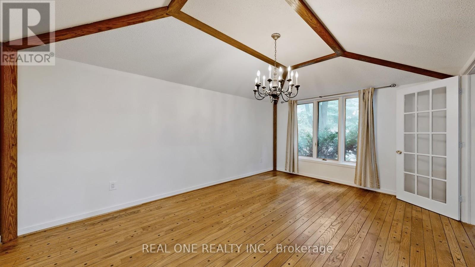 465 Woodland Acres Crescent, Vaughan, Ontario  L6A 1G2 - Photo 8 - N12463224