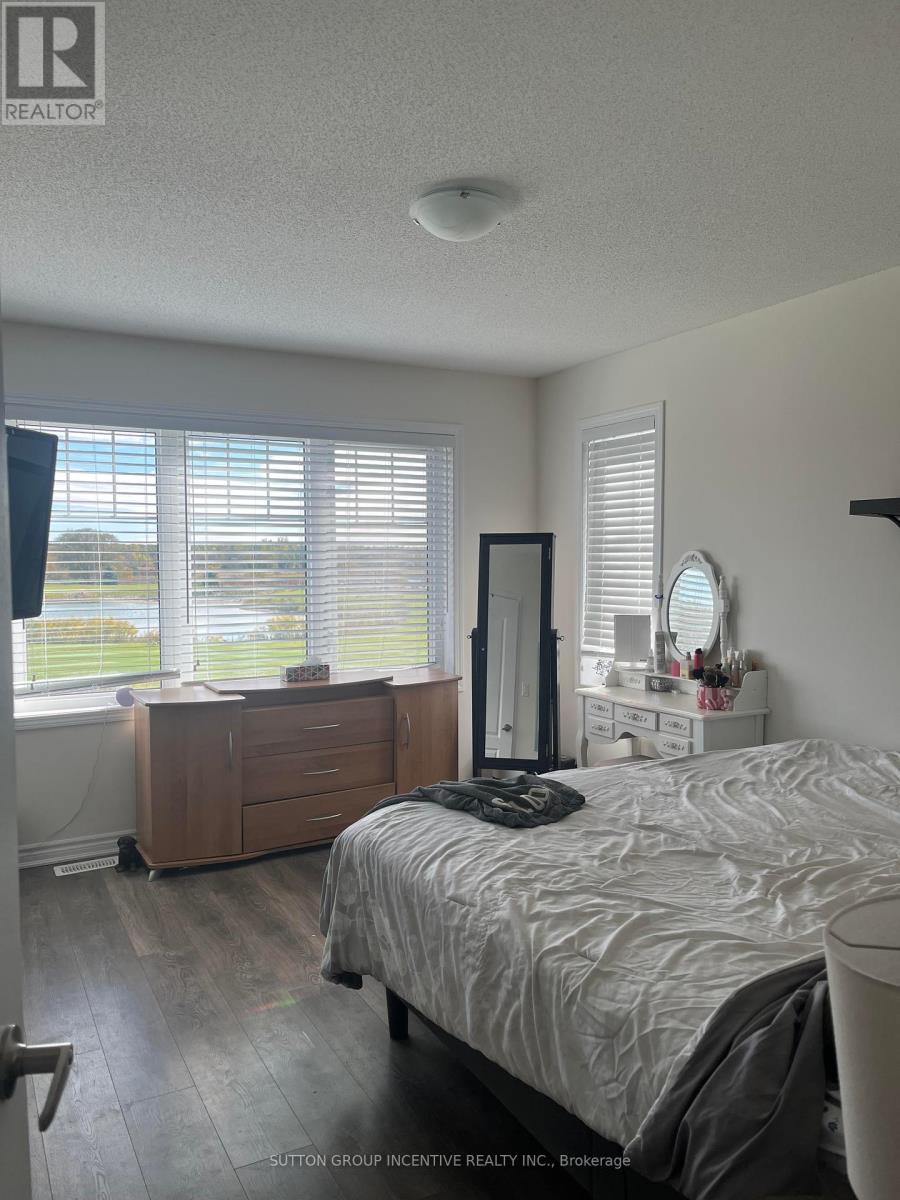 76 Sandhill Crane Drive, Wasaga Beach, Ontario  L9Z 0K4 - Photo 8 - S12463235