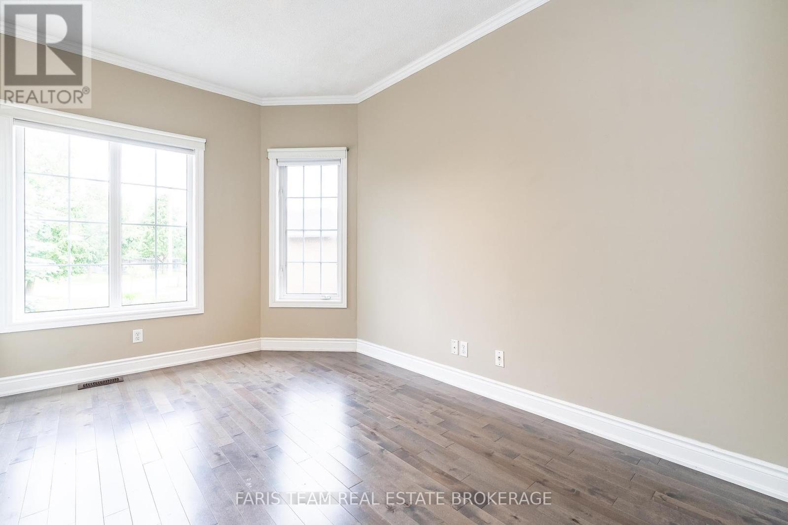 46 Kell Place, Barrie, Ontario  L4N 9K5 - Photo 16 - S12463239