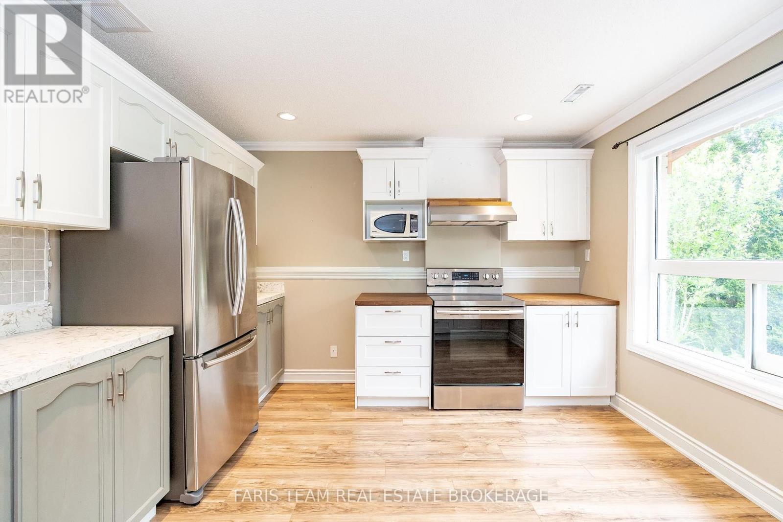 46 Kell Place, Barrie, Ontario  L4N 9K5 - Photo 20 - S12463239