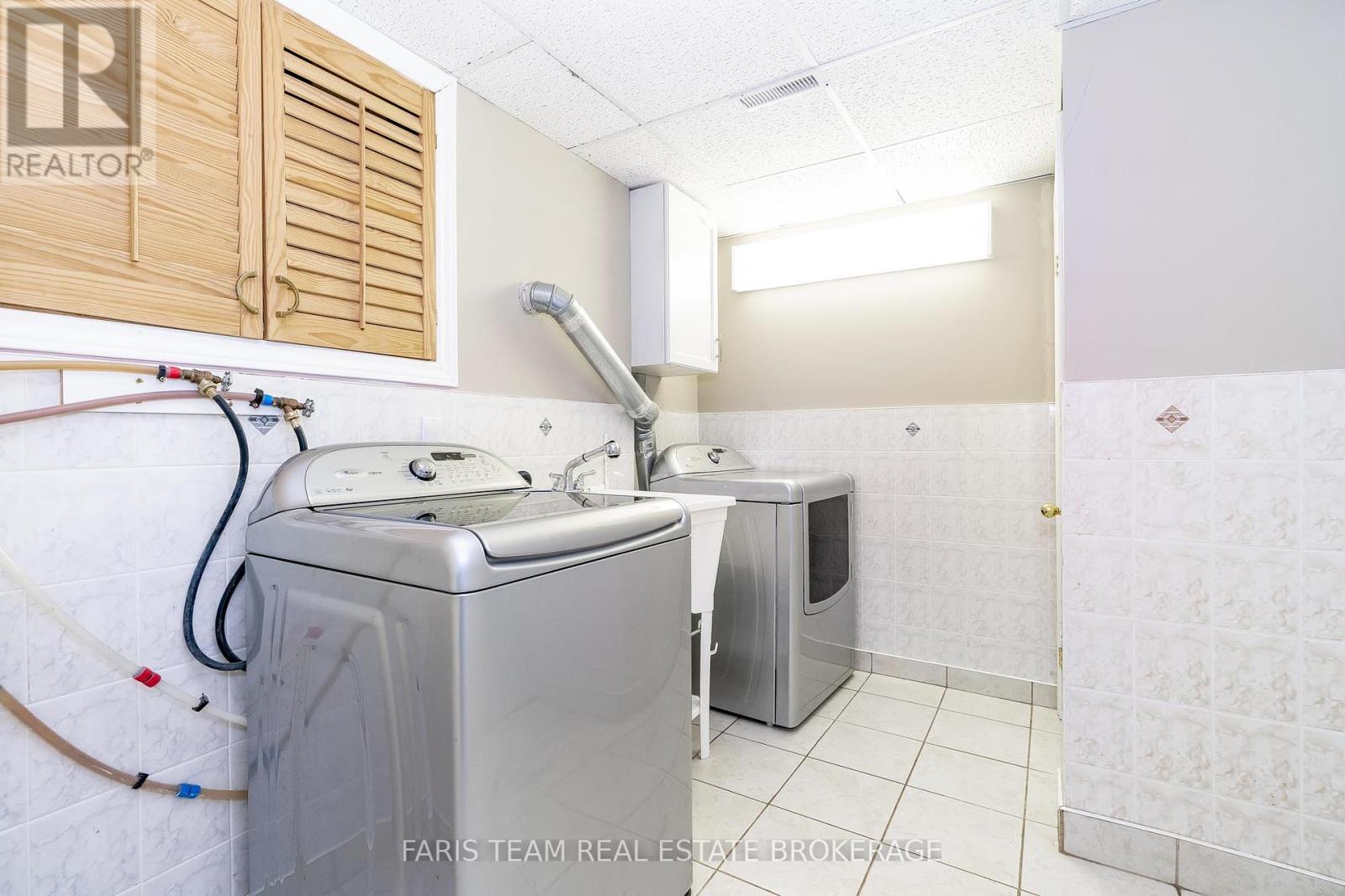 46 Kell Place, Barrie, Ontario  L4N 9K5 - Photo 30 - S12463239