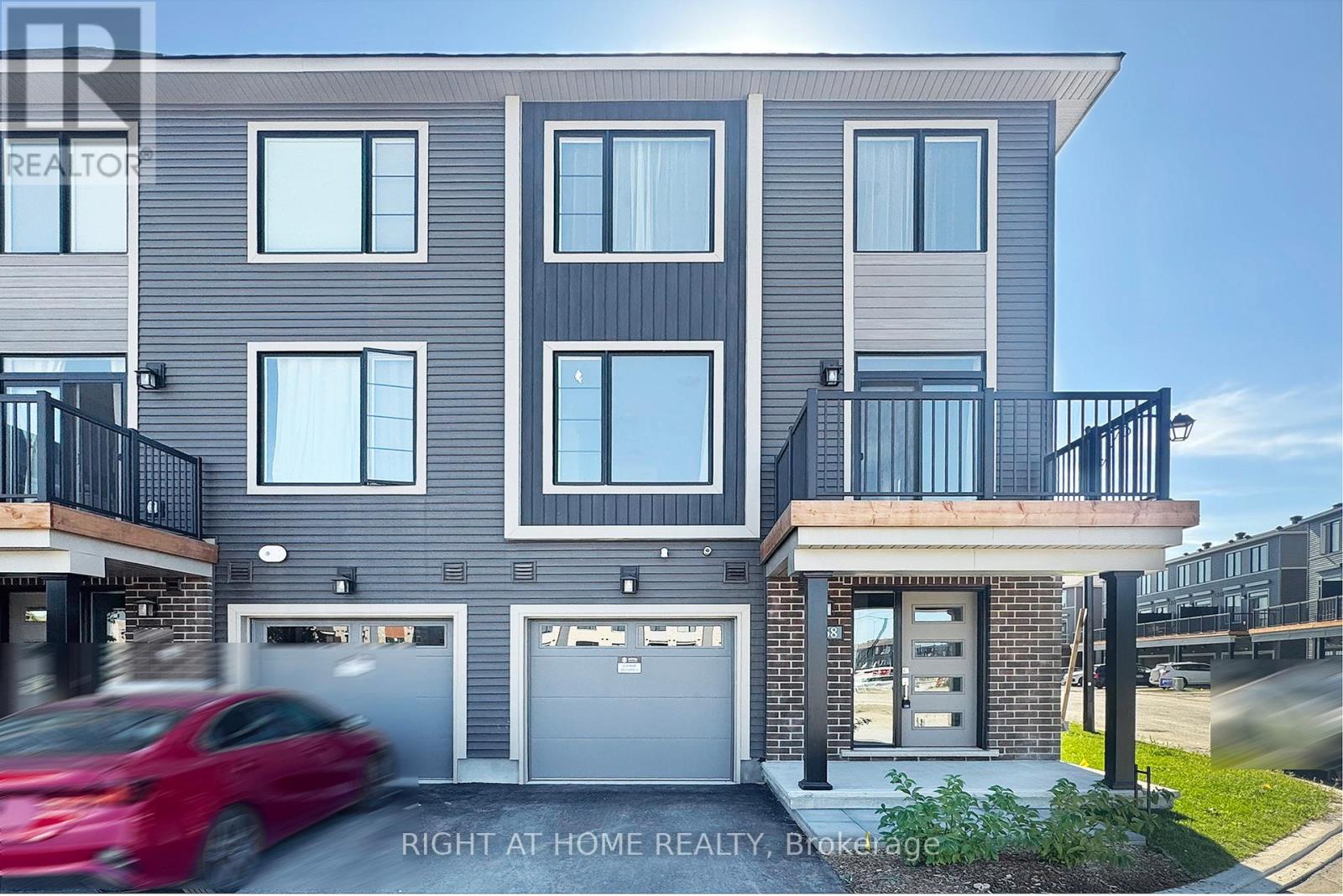 368 Clearpath Private, Ottawa, Ontario  K2T 0S6 - Photo 1 - X12405204