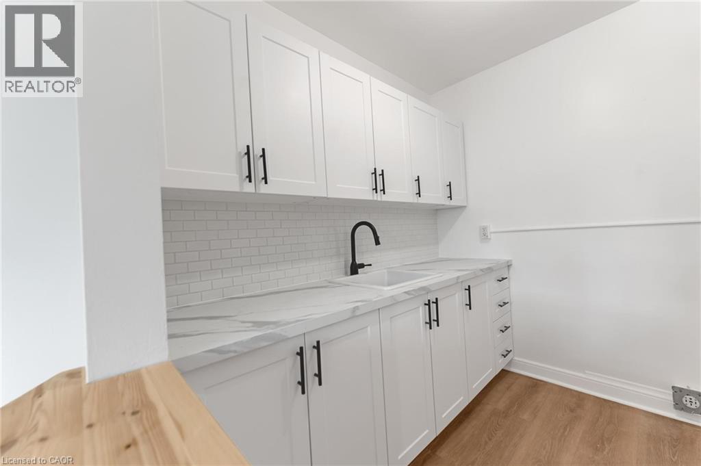 57 Mericourt Road Unit# 3, Hamilton, Ontario  L8S 2N5 - Photo 4 - 40779330