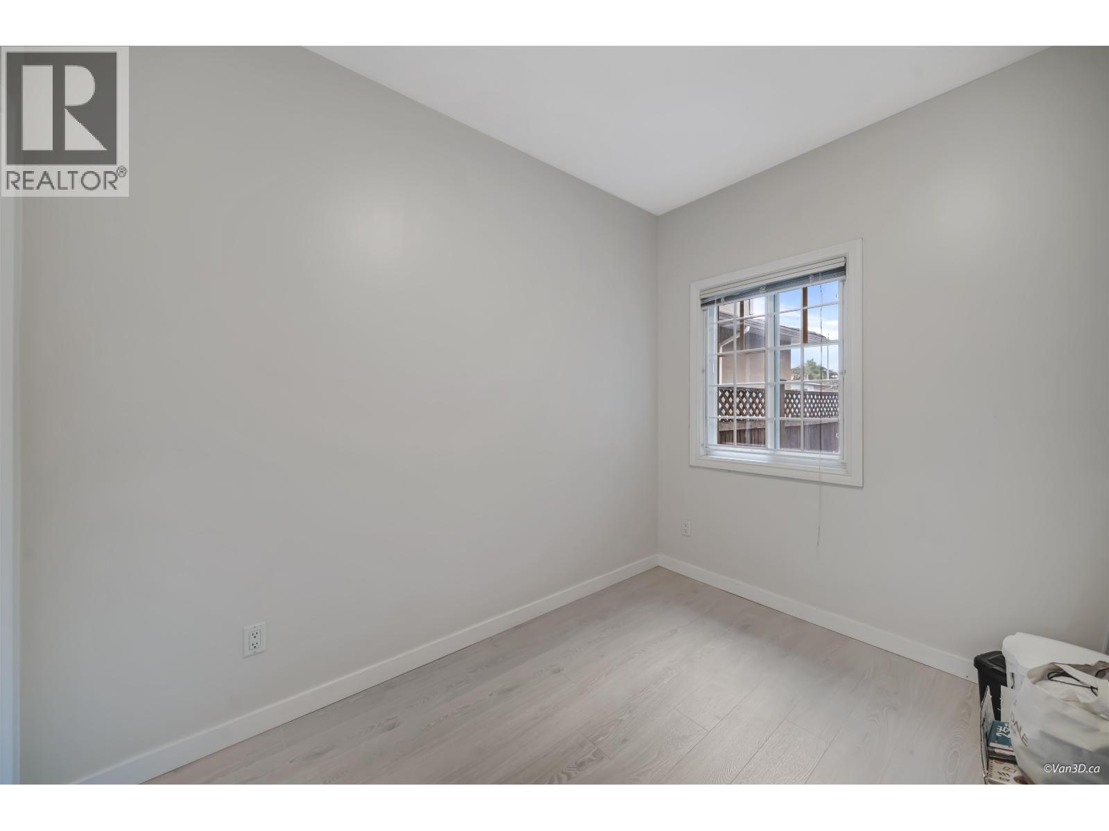 6815 Elwell Street, Burnaby, British Columbia  V5E 1K2 - Photo 11 - R3058611
