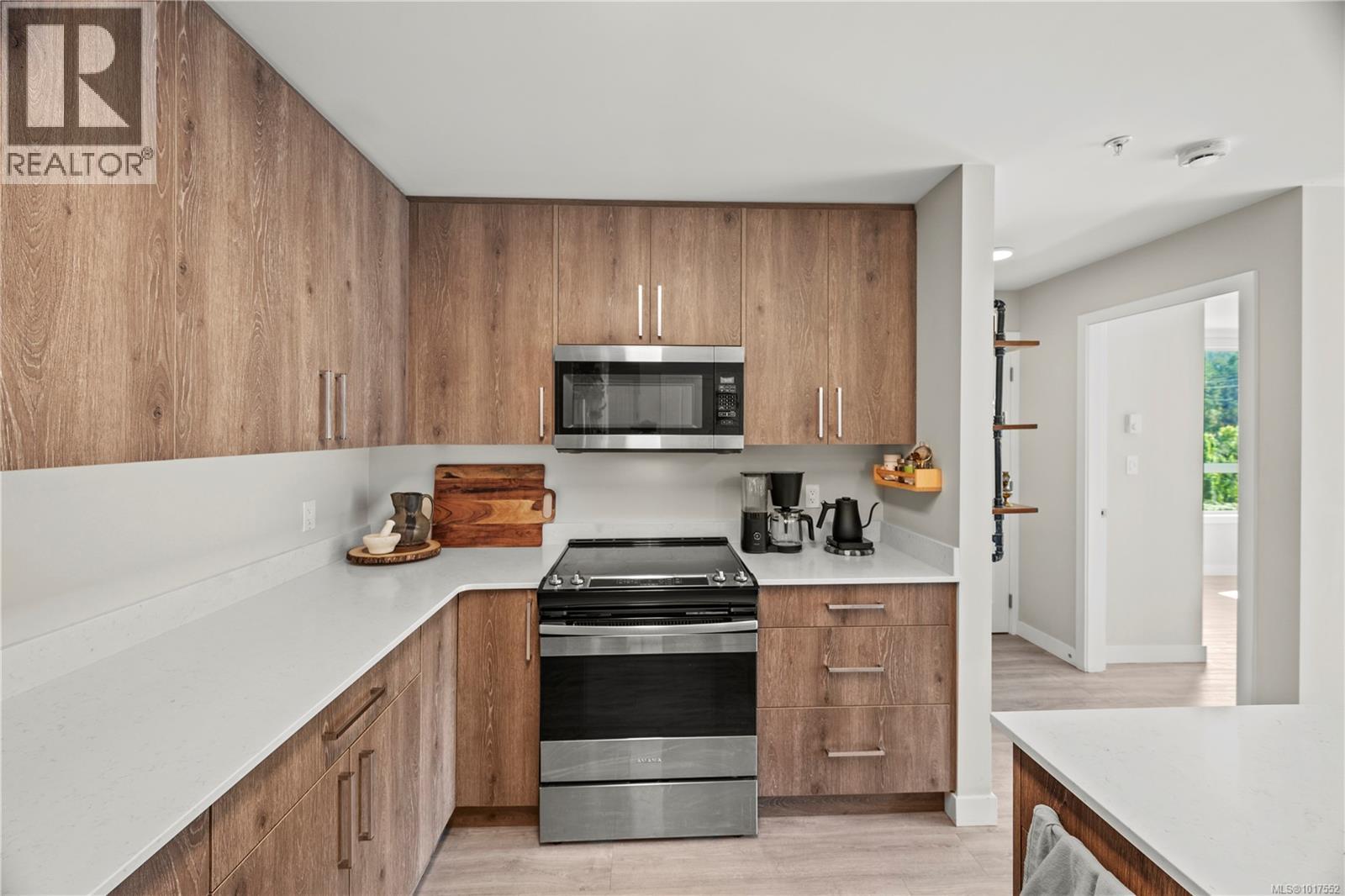 202 100 Presley Pl, View Royal, British Columbia  V9B 0H5 - Photo 6 - 1017552