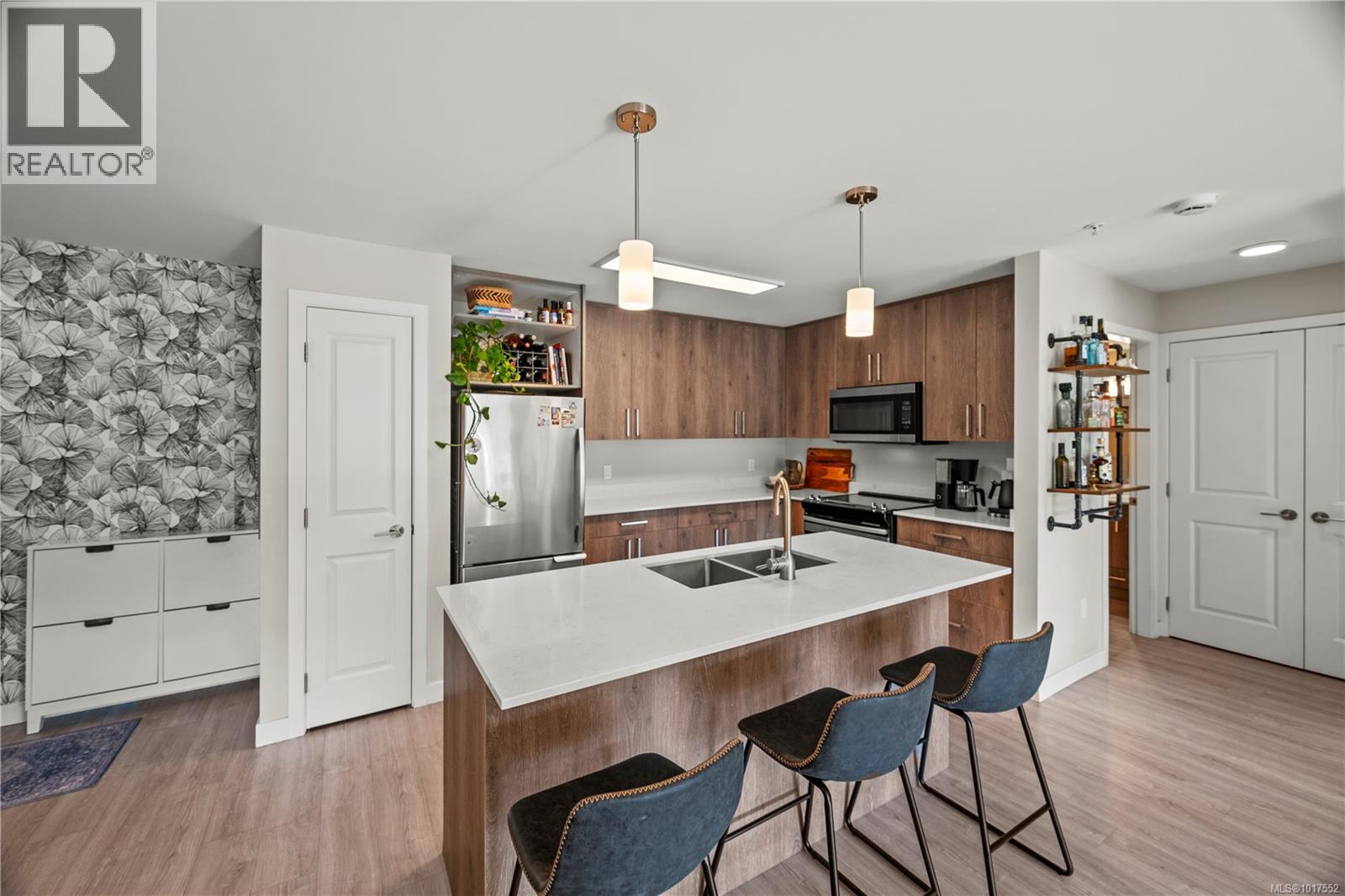 202 100 Presley Pl, View Royal, British Columbia  V9B 0H5 - Photo 7 - 1017552