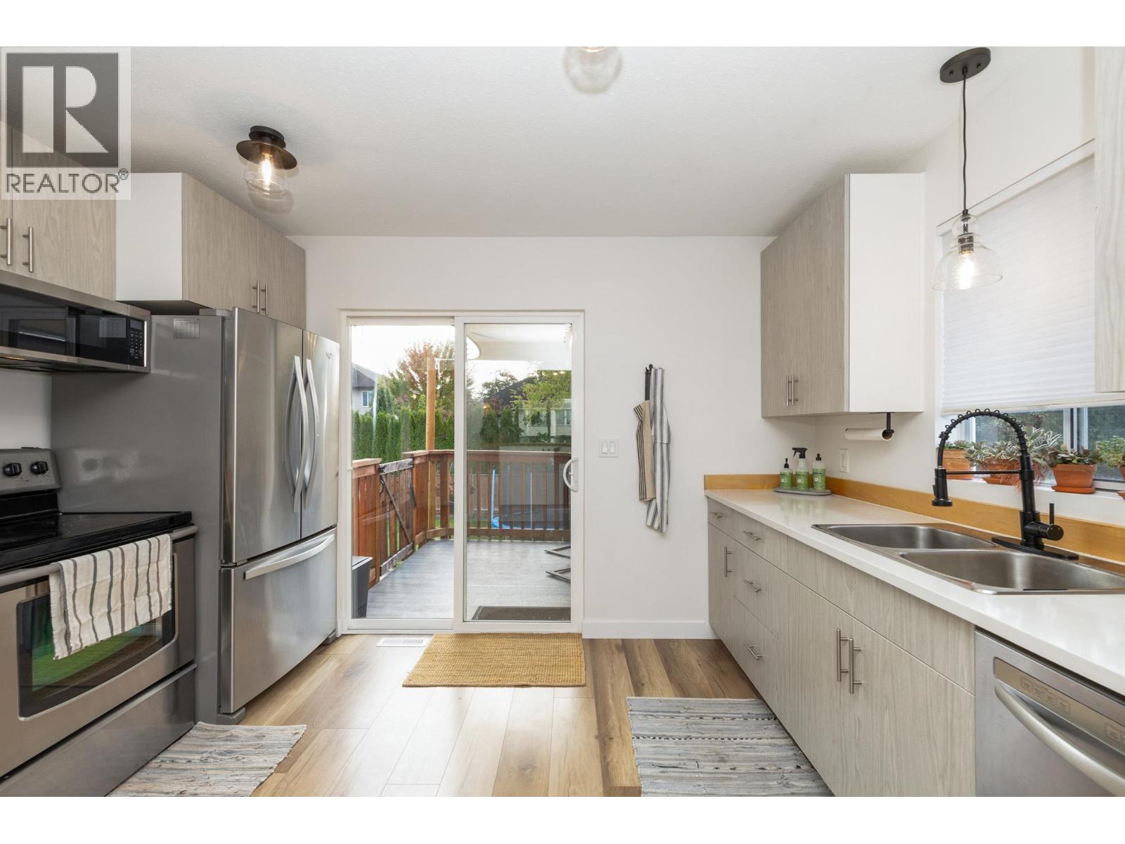 20350 Ospring Street, Maple Ridge, British Columbia  V2X 1K6 - Photo 8 - R3058541