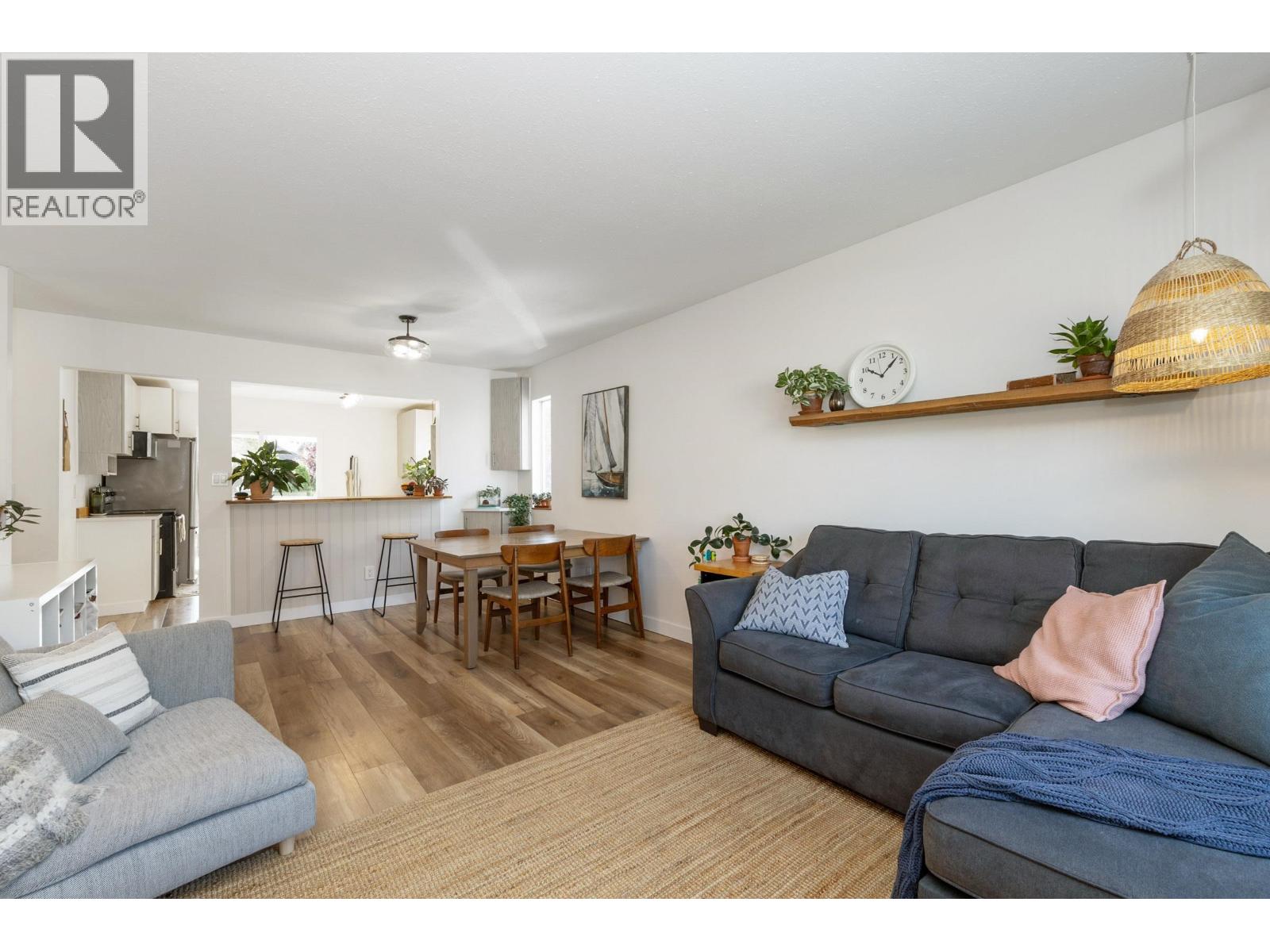 20350 Ospring Street, Maple Ridge, British Columbia  V2X 1K6 - Photo 4 - R3058541
