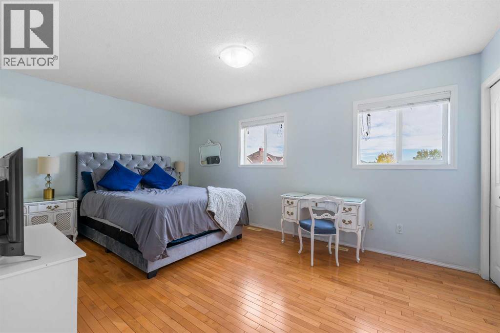 205 Bayside Point Sw, Airdrie, Alberta  T4B 2X6 - Photo 26 - A2263209