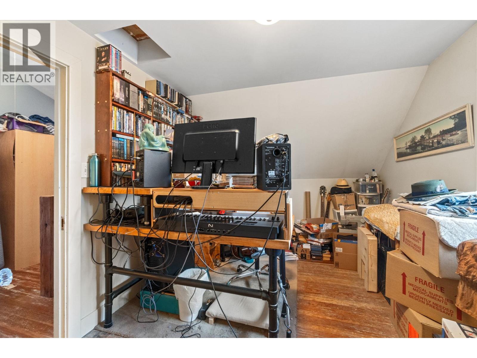 247 Wood Street, New Westminster, British Columbia  V3M 5K5 - Photo 13 - R3058577