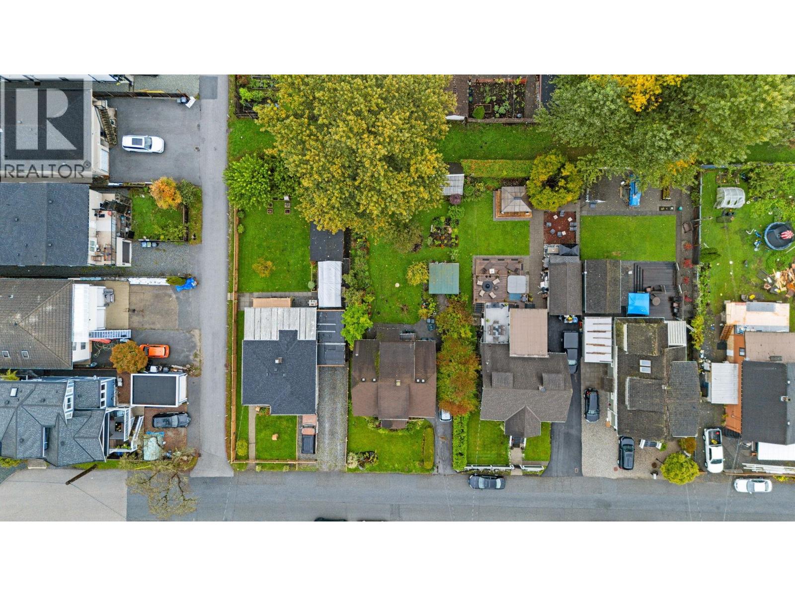 247 Wood Street, New Westminster, British Columbia  V3M 5K5 - Photo 2 - R3058577