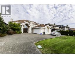 <div class="price">$2,688,000</div> 7551 Lucas Road, Richmond<br><div style="margin-bottom:8px;"><small>Macdonald Realty Westmar</small></div><div class='bed_bath'>5 Bed | 5 Bath</div>