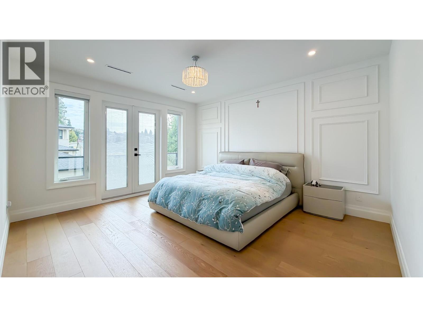 5302 Springdale Court, Burnaby, British Columbia  V5B 2B4 - Photo 14 - R3058627