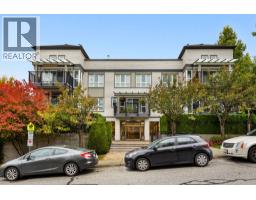 301 106 W KINGS ROAD