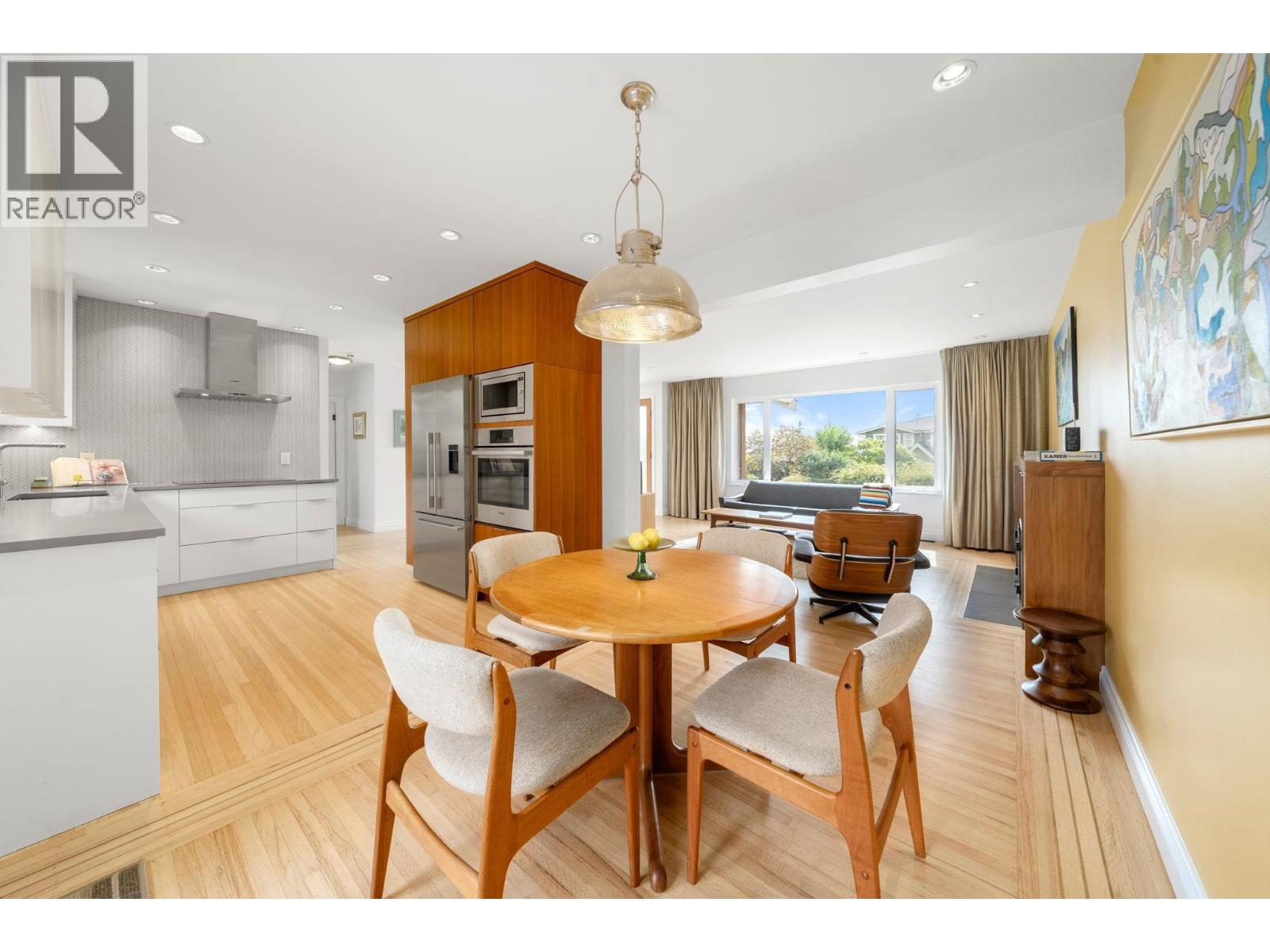 728 E 6th Street, North Vancouver, British Columbia  V7L 1R6 - Photo 11 - R3058638