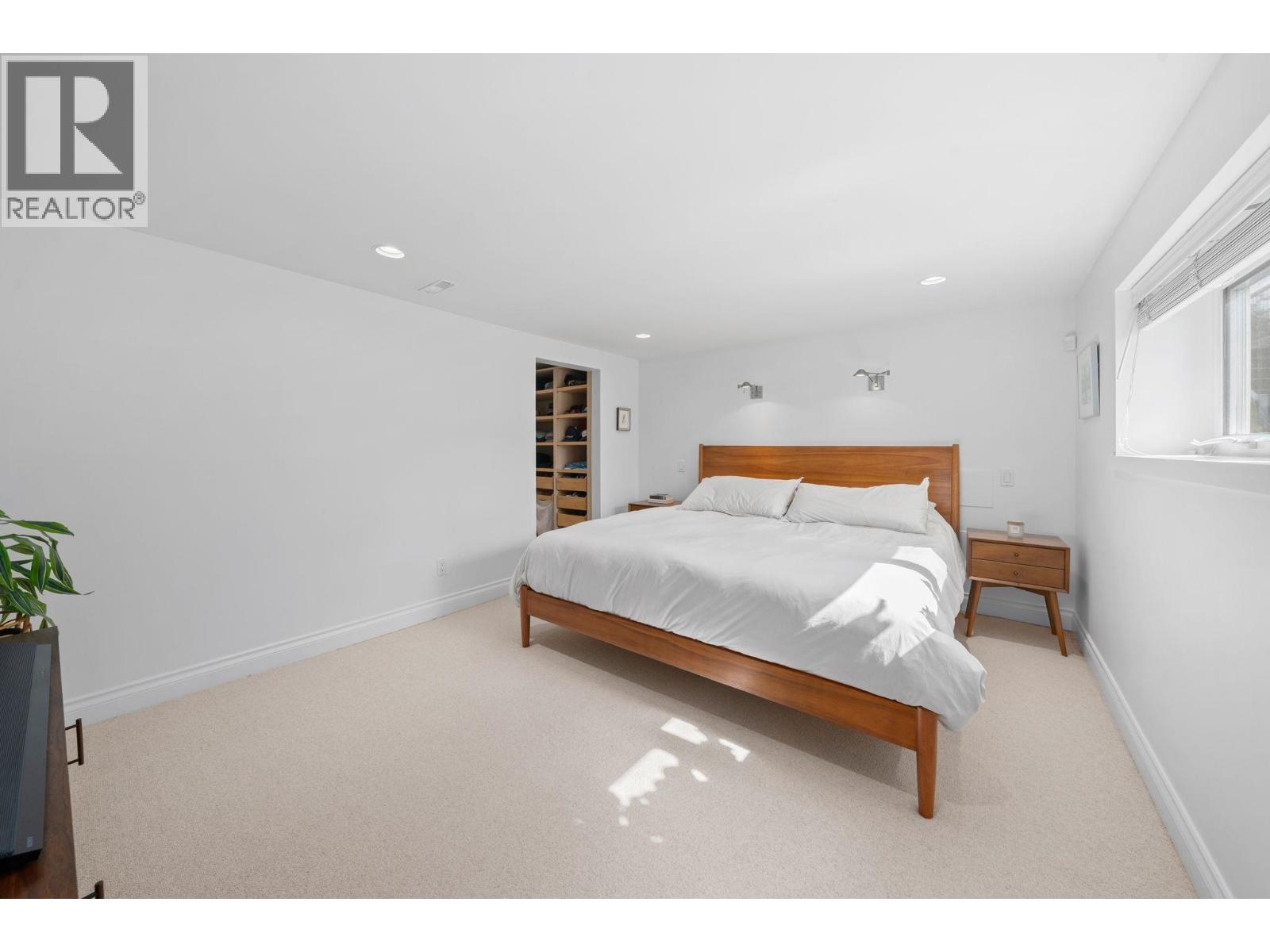 728 E 6th Street, North Vancouver, British Columbia  V7L 1R6 - Photo 25 - R3058638