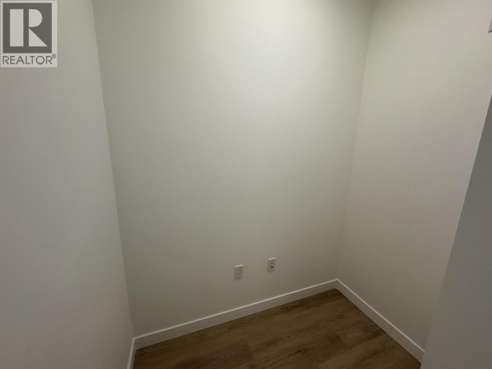 50x 600 Rochchester, Coquitlam, British Columbia  V3K 0K1 - Photo 13 - R3058600