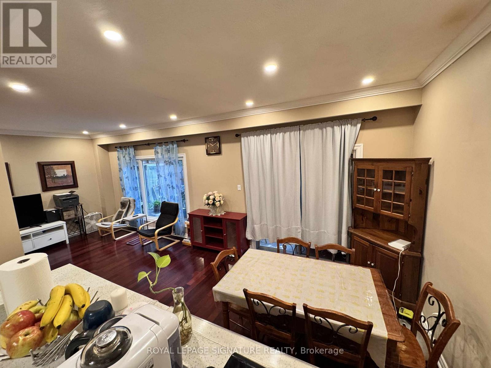 Main - 4273 Pheasant Run, Mississauga, Ontario  L5L 2B8 - Photo 9 - W12463143