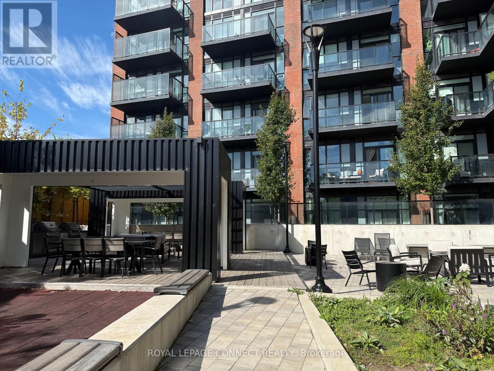112 - 2300 St Clair Avenue W, Toronto, Ontario  M4V 0A2 - Photo 11 - W12463155